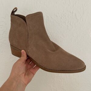 Dolce Vita Beige Suede Ankle Boots